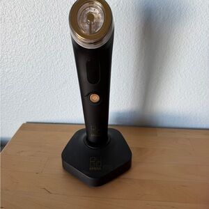 Kimera Black facial therapy red light wand